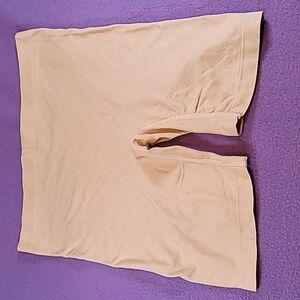 0735. SMOOTHING & Shapewear Underlayer ~ Nice, Soft, Stretchy, Wearable ~